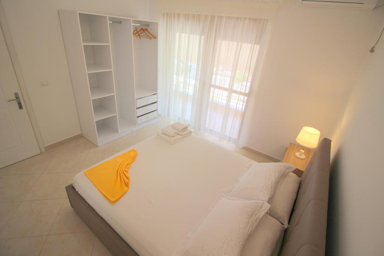 Villa 24 Саранда Екстер'єр фото